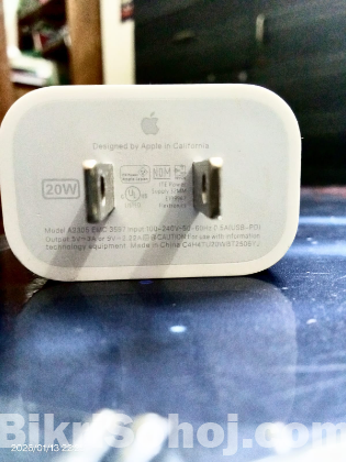 apple 20W charger type-C (original)